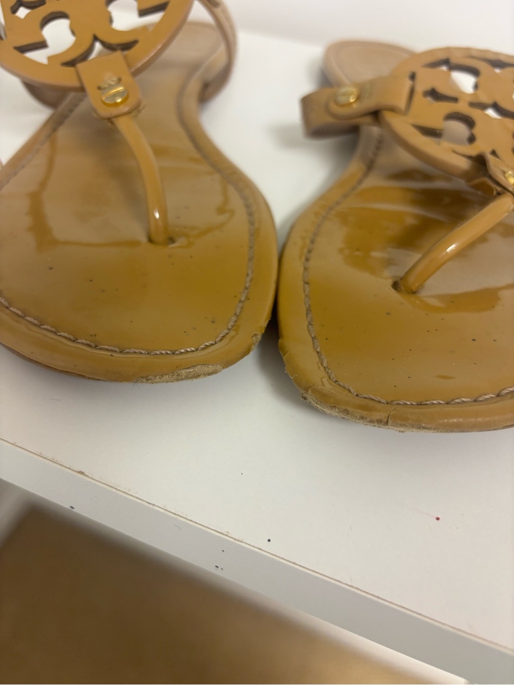 Tory Burch Logo Thong Sandals in Cognac - 9.5 - Picture 2 of 7
